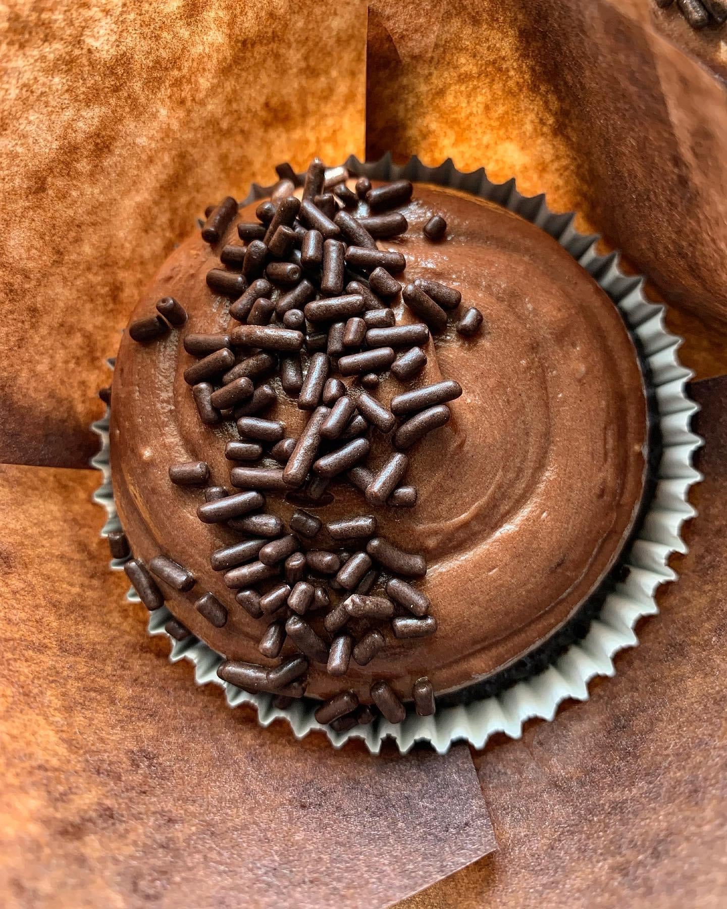 Gourmet Cupcakes “Just Cupcakes Y’all”